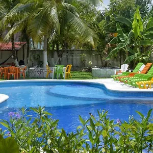 Amigos Hostal